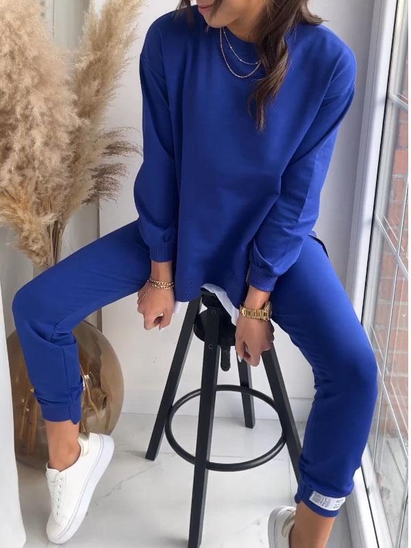 Women's terno set with side zippers and clean lines