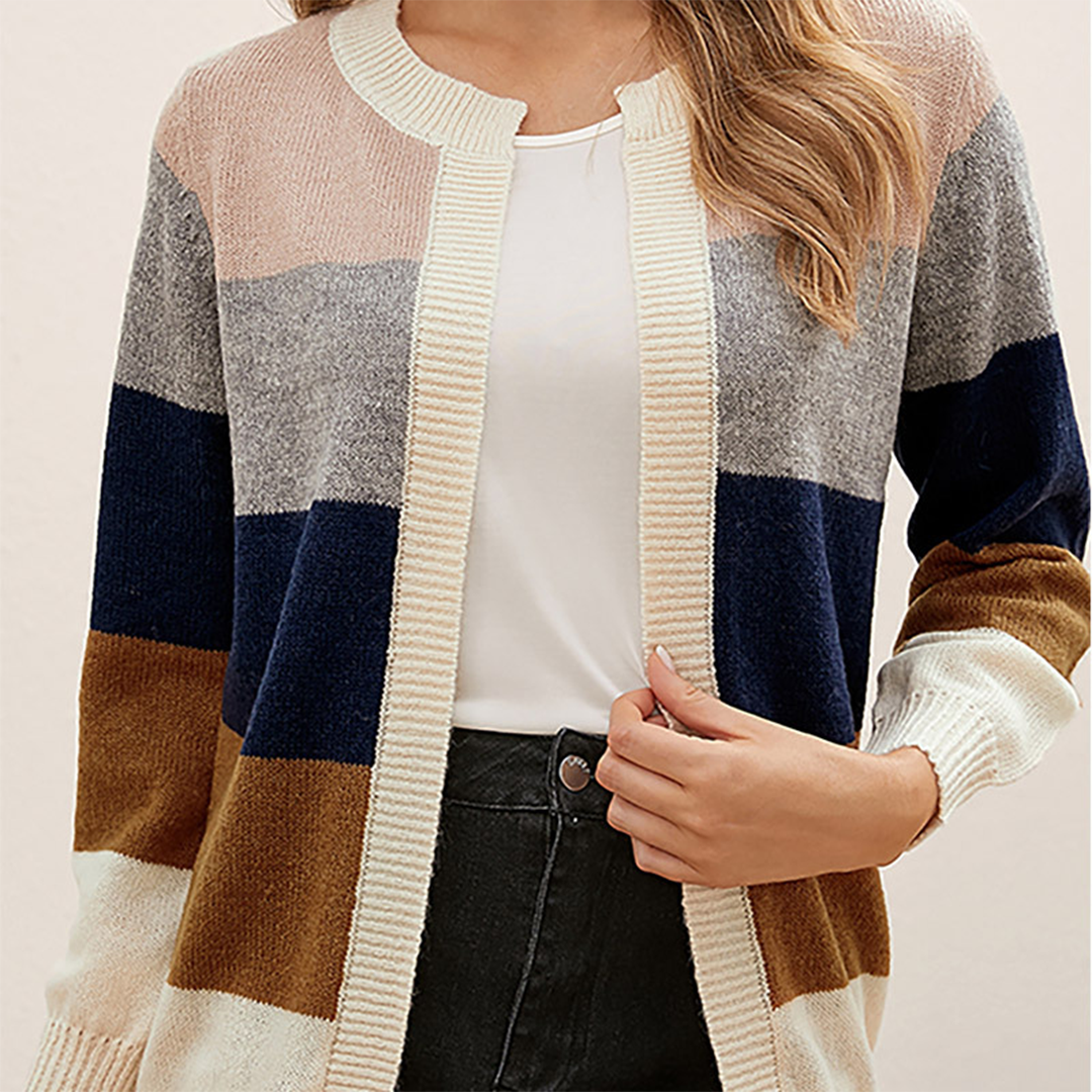 Women's cardigan with open front and classic silhouette
