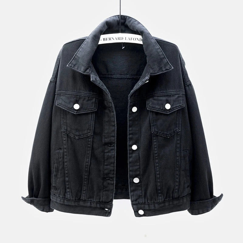 Women's jacket with straight cut and pocket detail