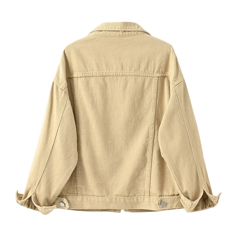 Women's jacket with straight cut and pocket detail
