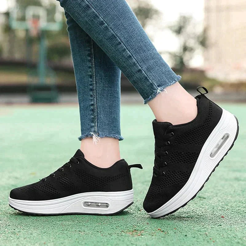 Women's walking sneakers with clean shape and low-cut design