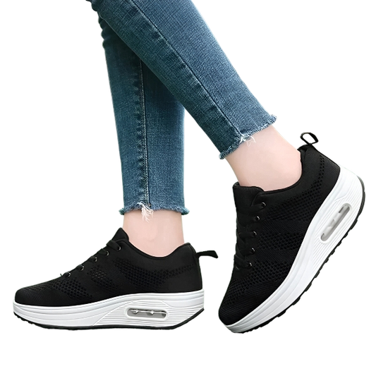 Women's walking sneakers with clean shape and low-cut design